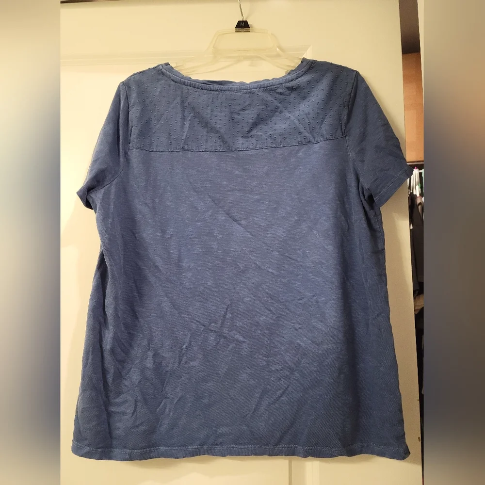 Casual Blue Top - Picture 2 of 3
